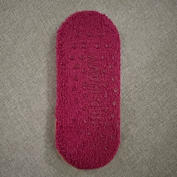 Sloth Cozy Slipper Socks 🦥 - Picture 3 of 6